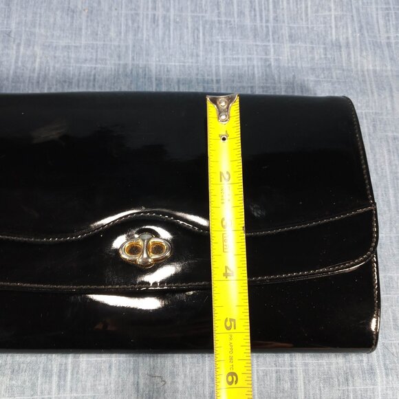 1960s Vintage Patent Black Clutch by Ande' - Picture 10 of 10
